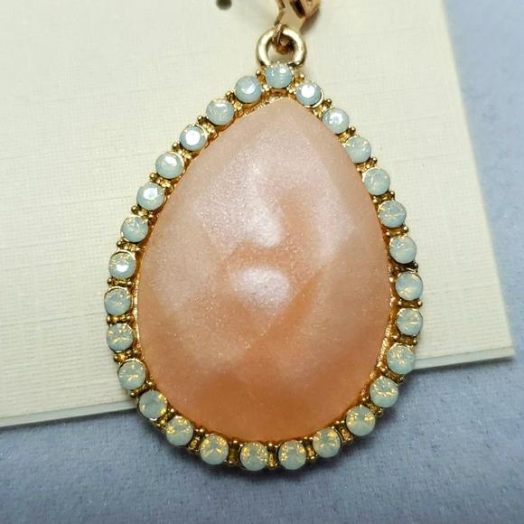 Macy's peach & green stone dangle earrings - Picture 2 of 4